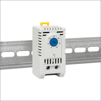 термостат NO (охлаждение) EKF PROxima tno10m - пример установки на DIN-рейку