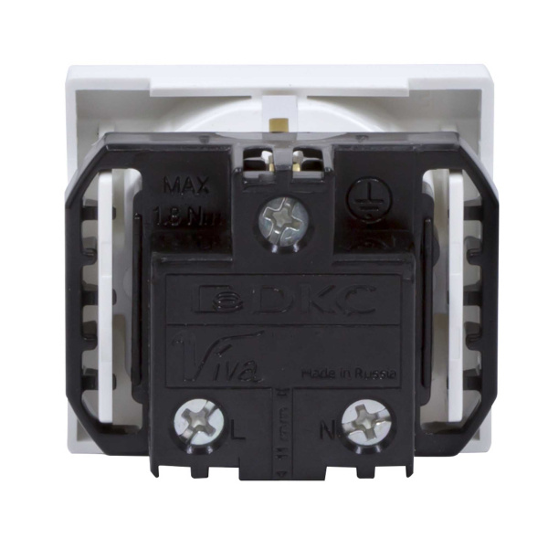 купить Вива белый розетка кабель-канал 1-мест заземление шторки IP20  в Тольятти Вива белый розетка кабель-канал 1-мест заземление шторки IP20