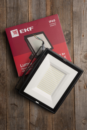 купить Прожектор свд 150Вт 6500К 12000лм черный IP65 110° Luma EKF  в Тольятти Прожектор свд 150Вт 6500К 12000лм черный IP65 110° Luma EKF