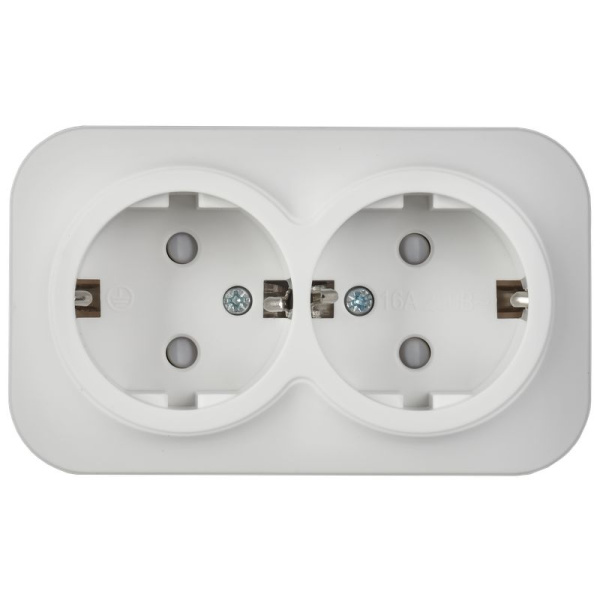купить Глори белый розетка открытая 2-мест заземление шторки IP20  в Тольятти Глори белый розетка открытая 2-мест заземление шторки IP20