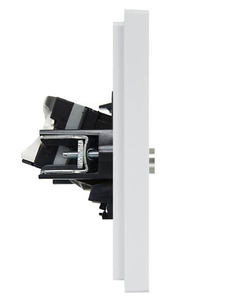 купить Фортепиано белый механизм RJ45+TV скрытая 2-ая кат.5е в Тольятти Фортепиано белый механизм RJ45+TV скрытая 2-ая кат.5е